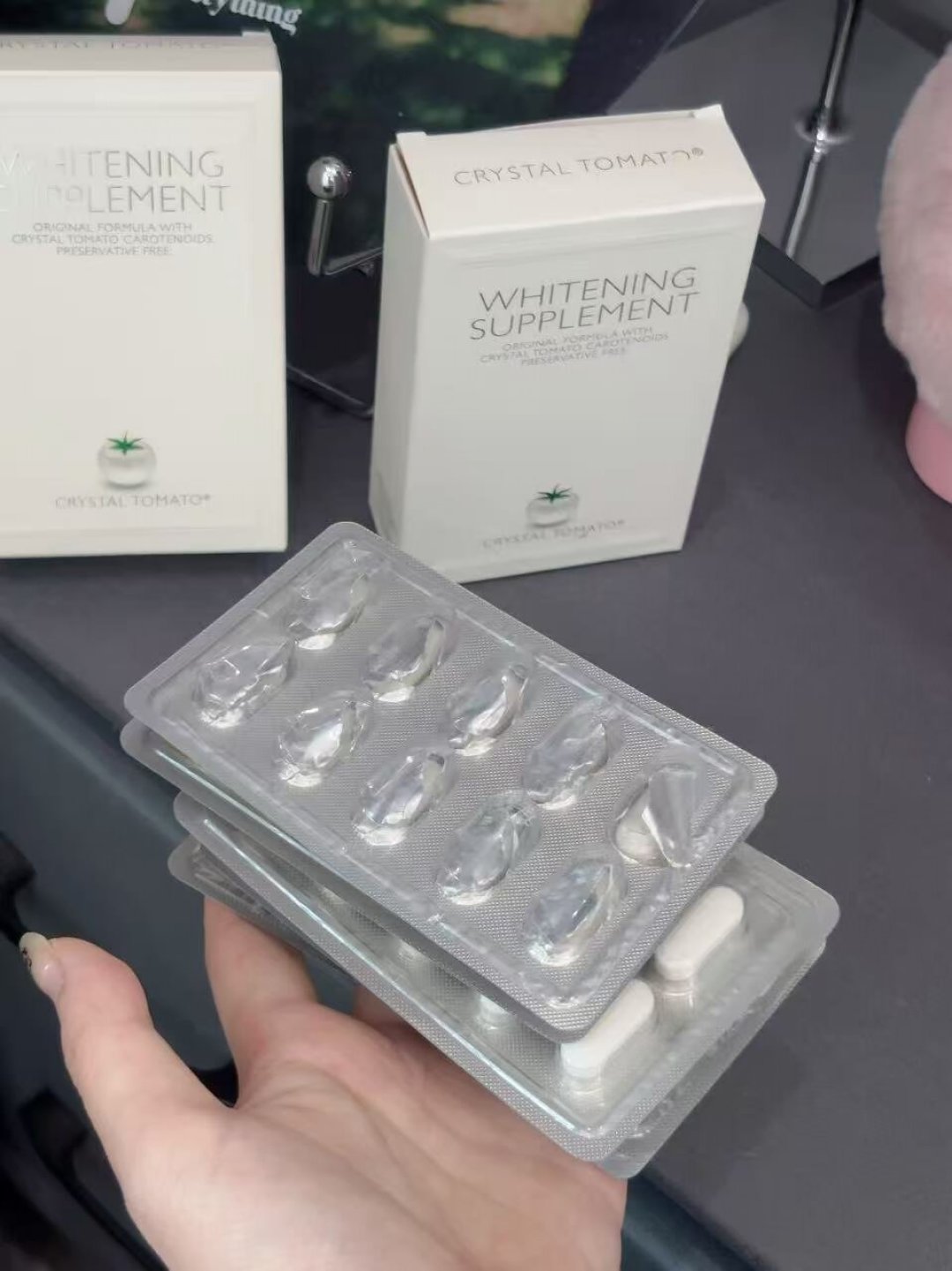 “晒黑了别急着下单”速效美白:我把三个平台最火的美白方法对了一遍,能用的就这几条路,都快不过28天