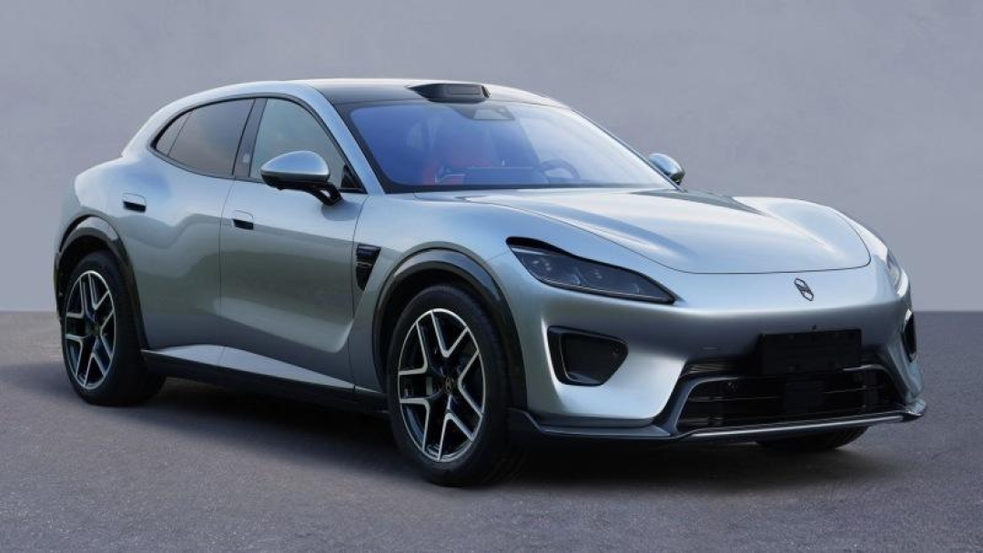 智界RX 8月20日开小订：YU7点的火、追光S打的价格，这波