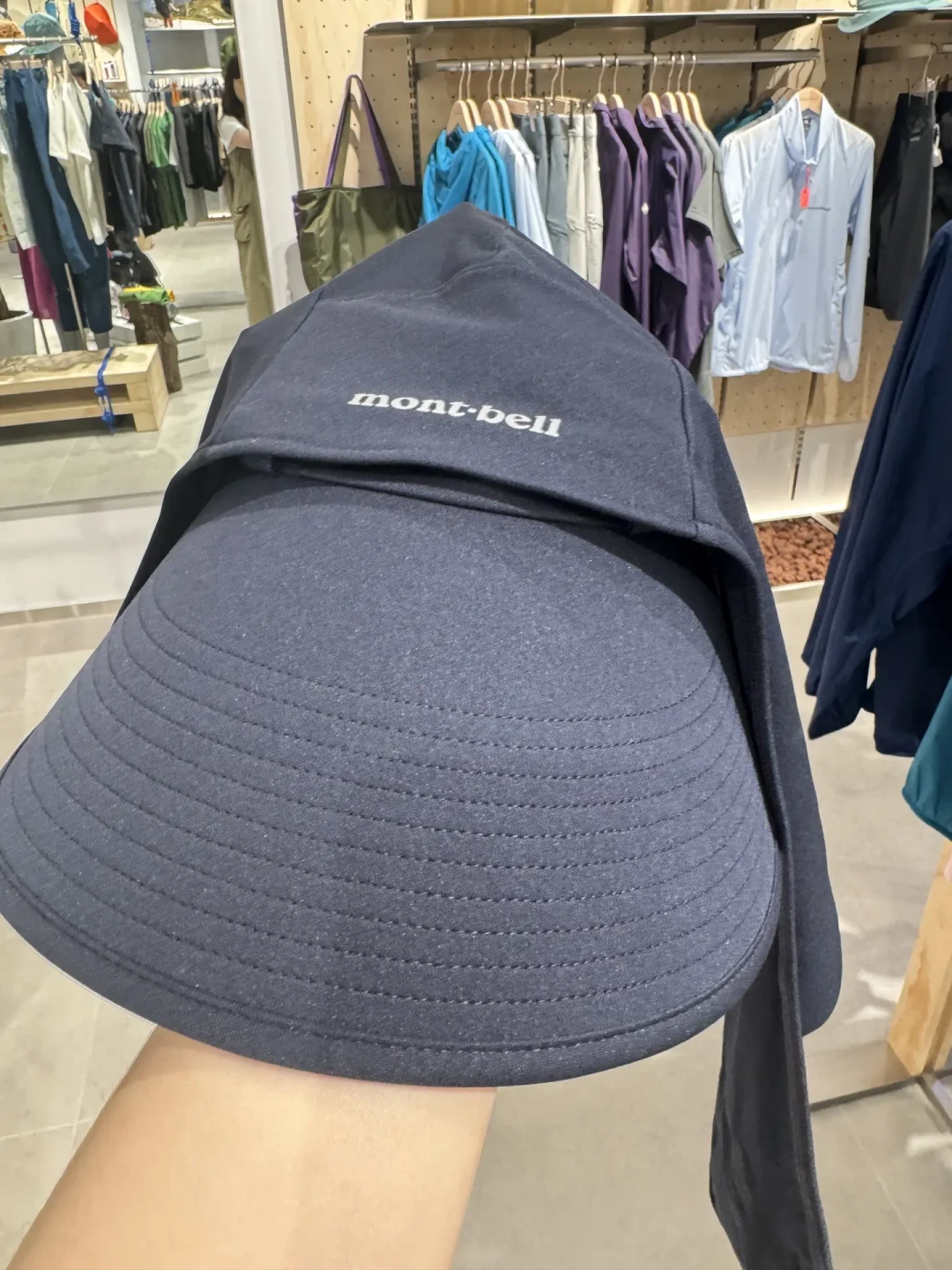 montbell的“鸡蛋帽”从打折货架走到全国一帽难求：代购350+排单到10月，8月还剩3条入手路