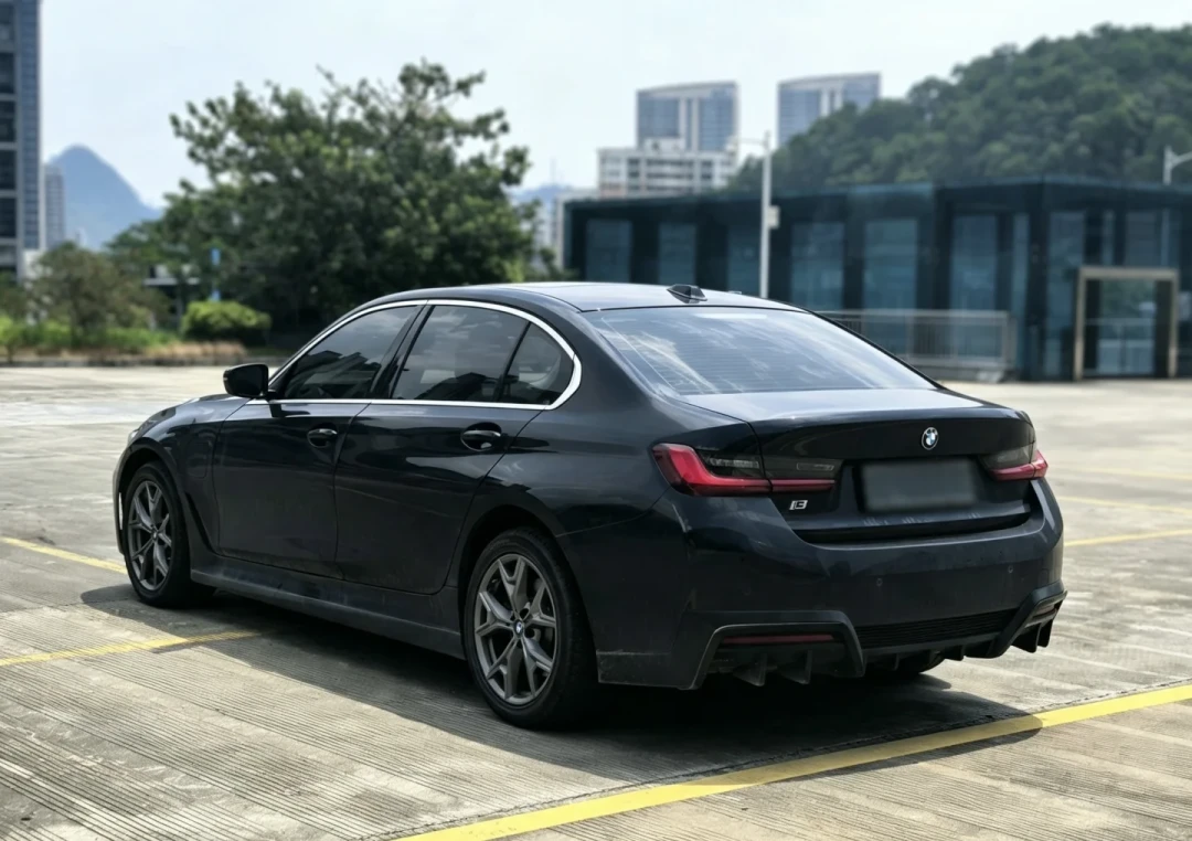 宝马i3清库,落地价跌到16万出头:新世代3天后成都车展亮相,抄底还是等?