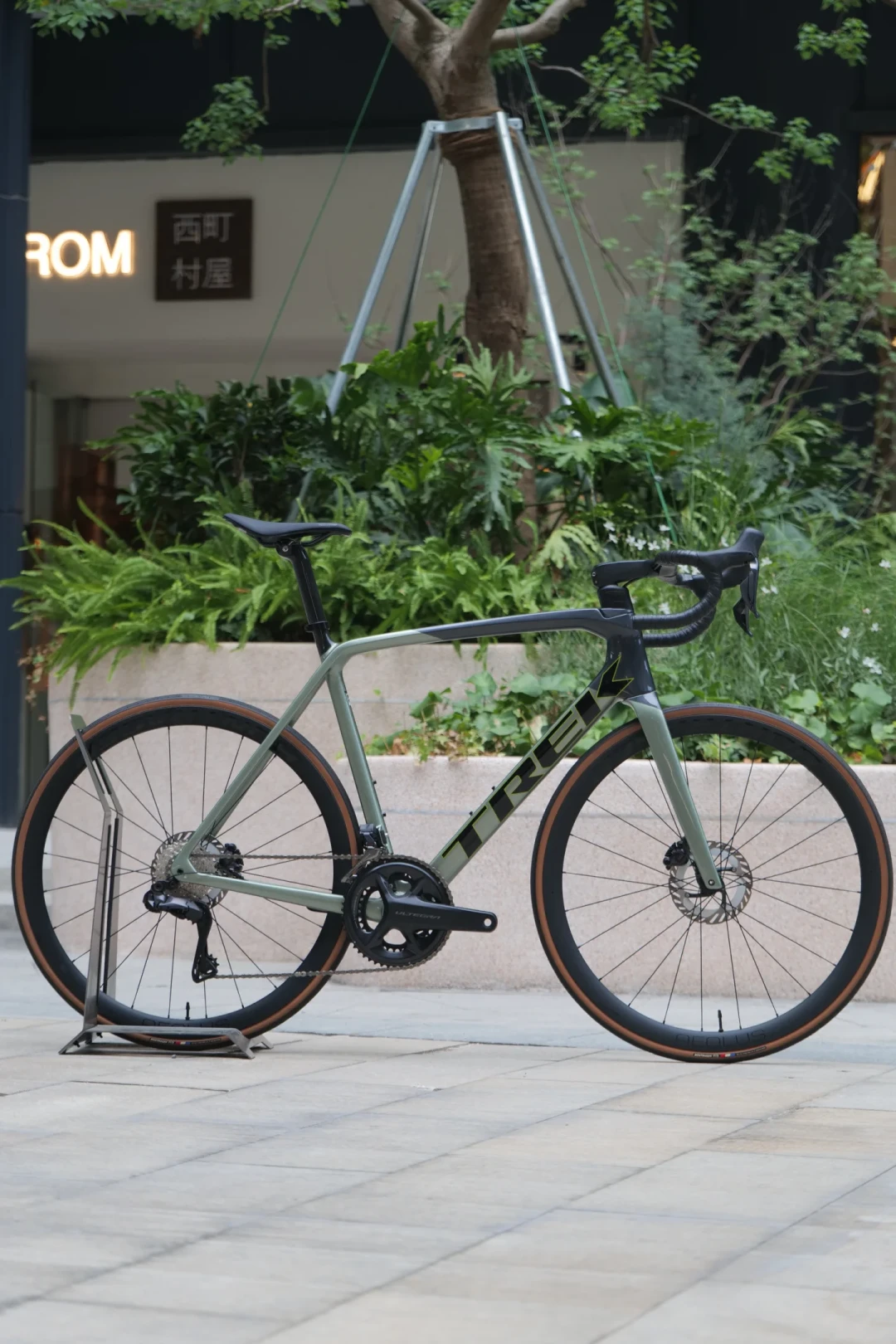 崔克碳车跌进万元档:Emonda SL4从17800降到9800,这波清仓底抄不抄