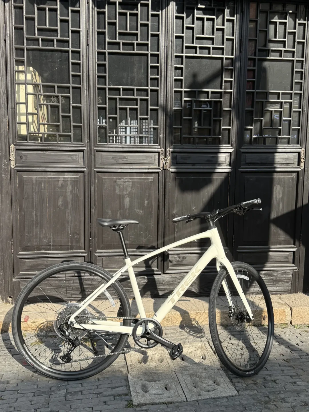 崔克FX被叫通勤神车,但型号比马东还乱:3900元的FX1到断码的FX Sport 6,到底该买哪台?