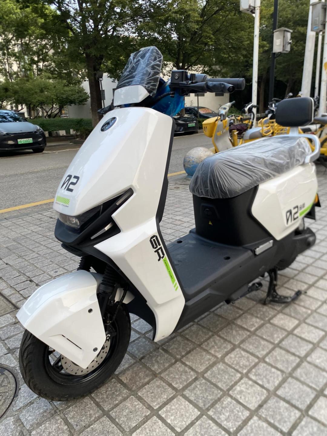 年销280万台却找不到一个测评:雅迪拟15亿收购金箭,性价比电摩用户该出手了吗