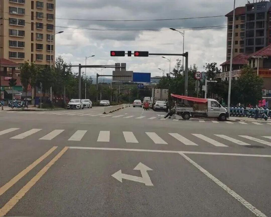 讲