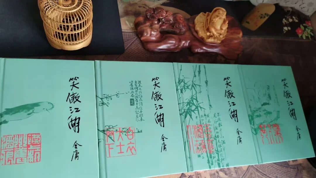 越来越多人说“理解岳不群”?这周知乎的热门论点,我们逐条对回了原著