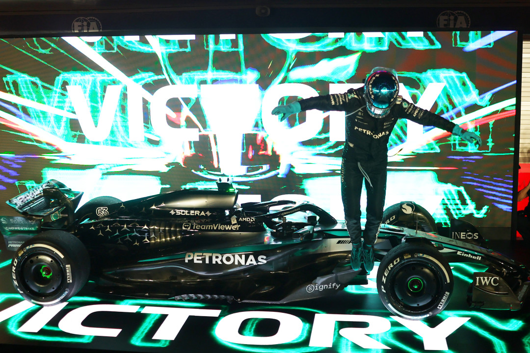 新加坡F1夜赛52天倒计时:首办冲刺周末+三天演唱会,1400到34000的门票怎么选不踩坑