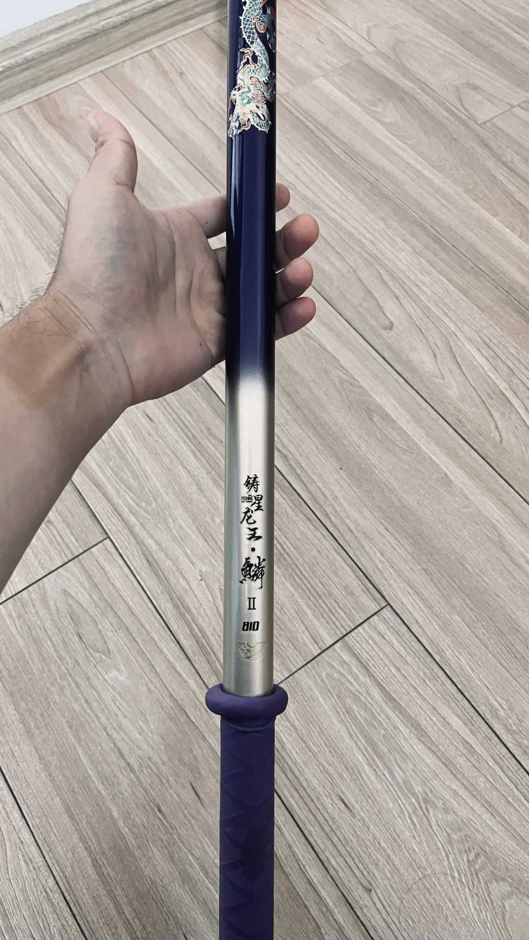 贵的鱼竿到底贵在哪:我翻完知乎、B站和小红书这周的争论,差距不在碳布