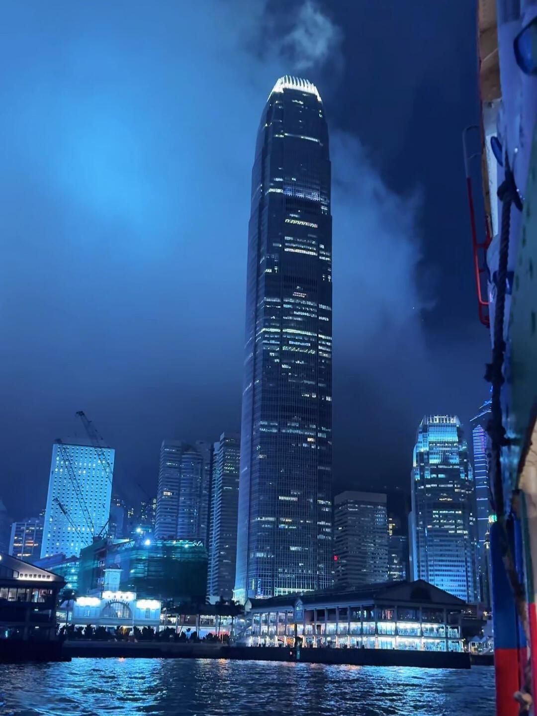 排队吸烟罚3000港元、电子烟不吸也罚:2026港澳新规罚款清单逐条核实,顺带纠正3处网传过时数字