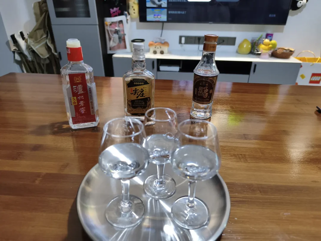 上月还喊