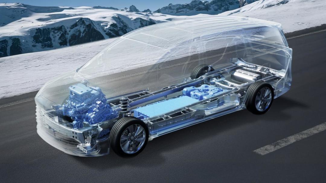智界V9登顶、赛那被反超、GL8杀进22.99万:7月MPV榜大洗牌,20-40万家用车怎么选