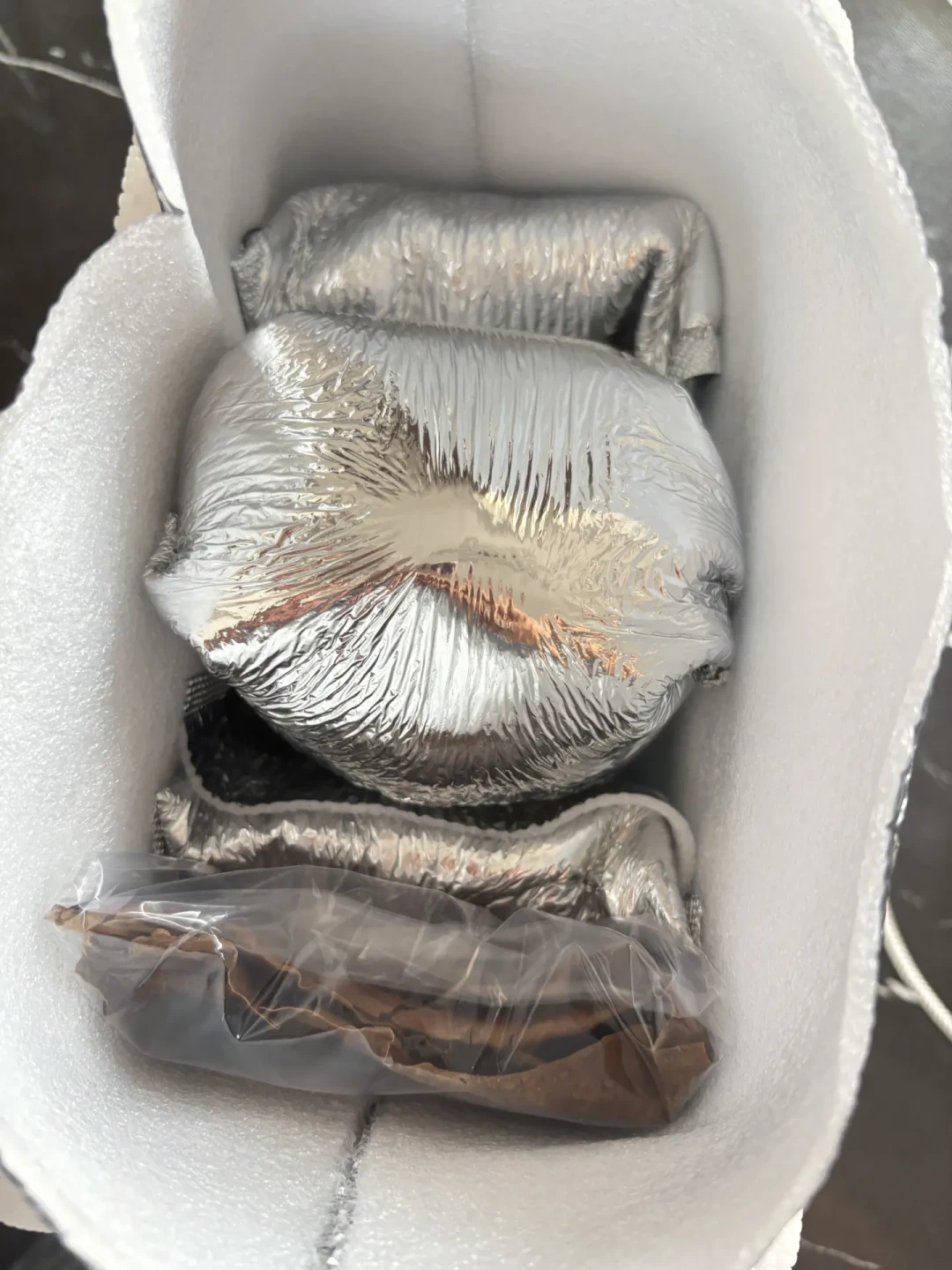 鱼到家时还活着,过完水却开始一条条死:翻完全网夏季网购鱼记录,这份伏天“下单时间表”和避坑流程请收好