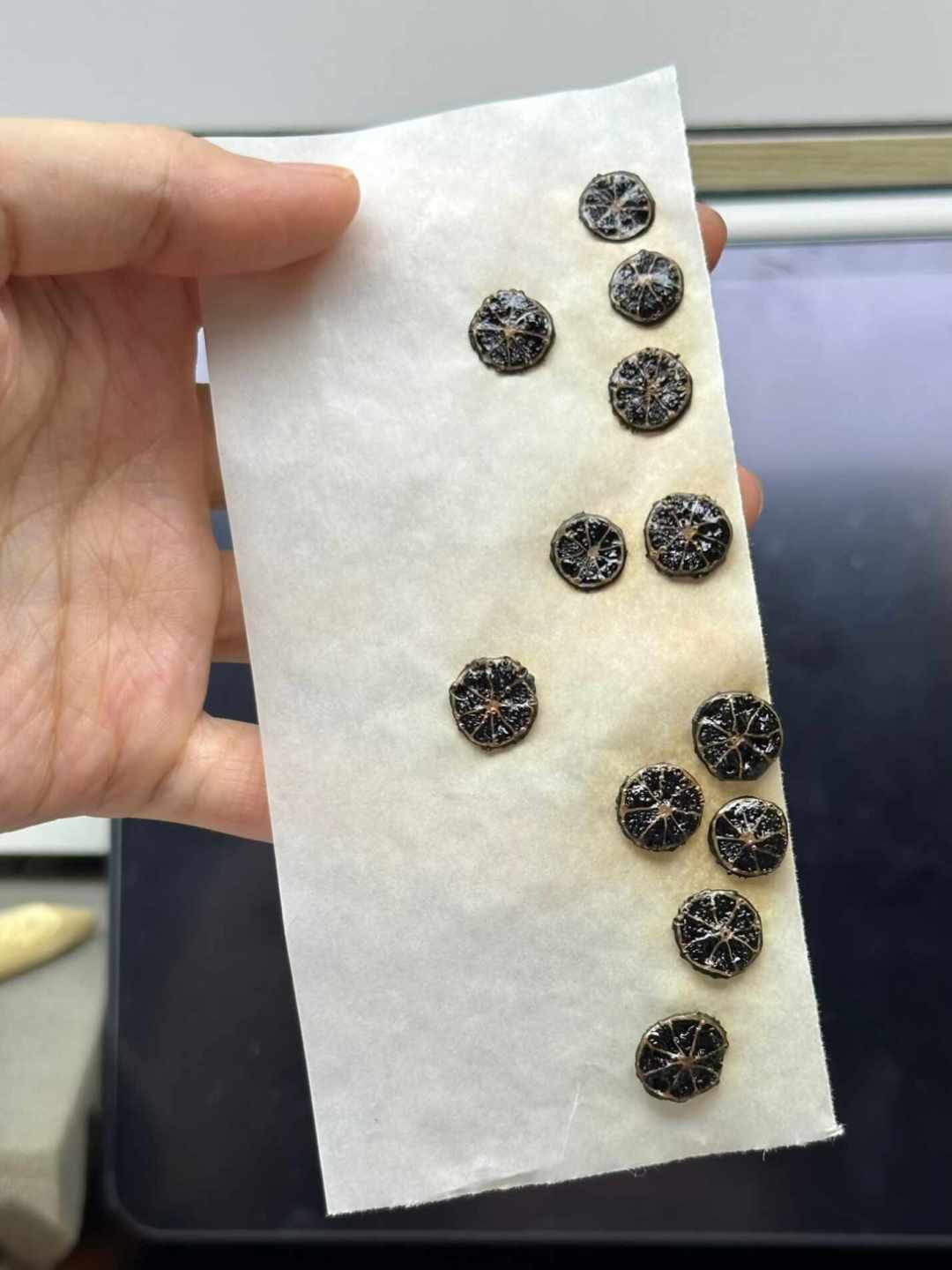 软陶刷屏了一整个夏天,但先别急着买泥:我把5条热门路线的入坑成本和翻车点拆完了
