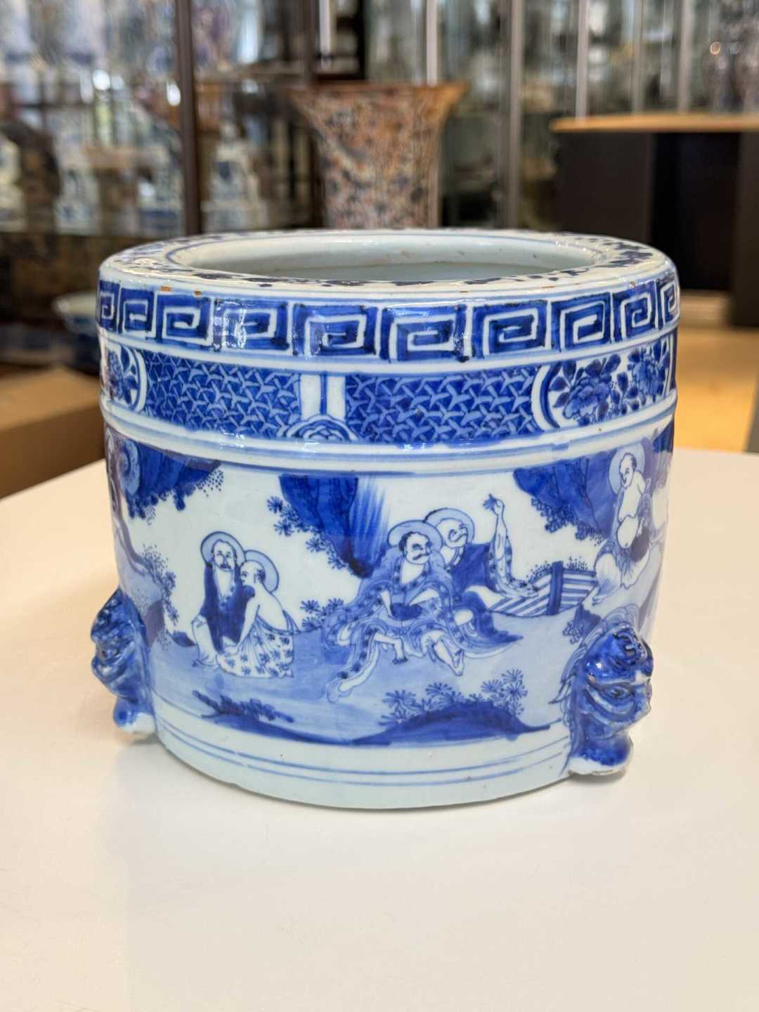 家传古董想鉴定？先别掏钱：5条渠道对比，收费越狠越危险，8月正值秋拍征集窗口