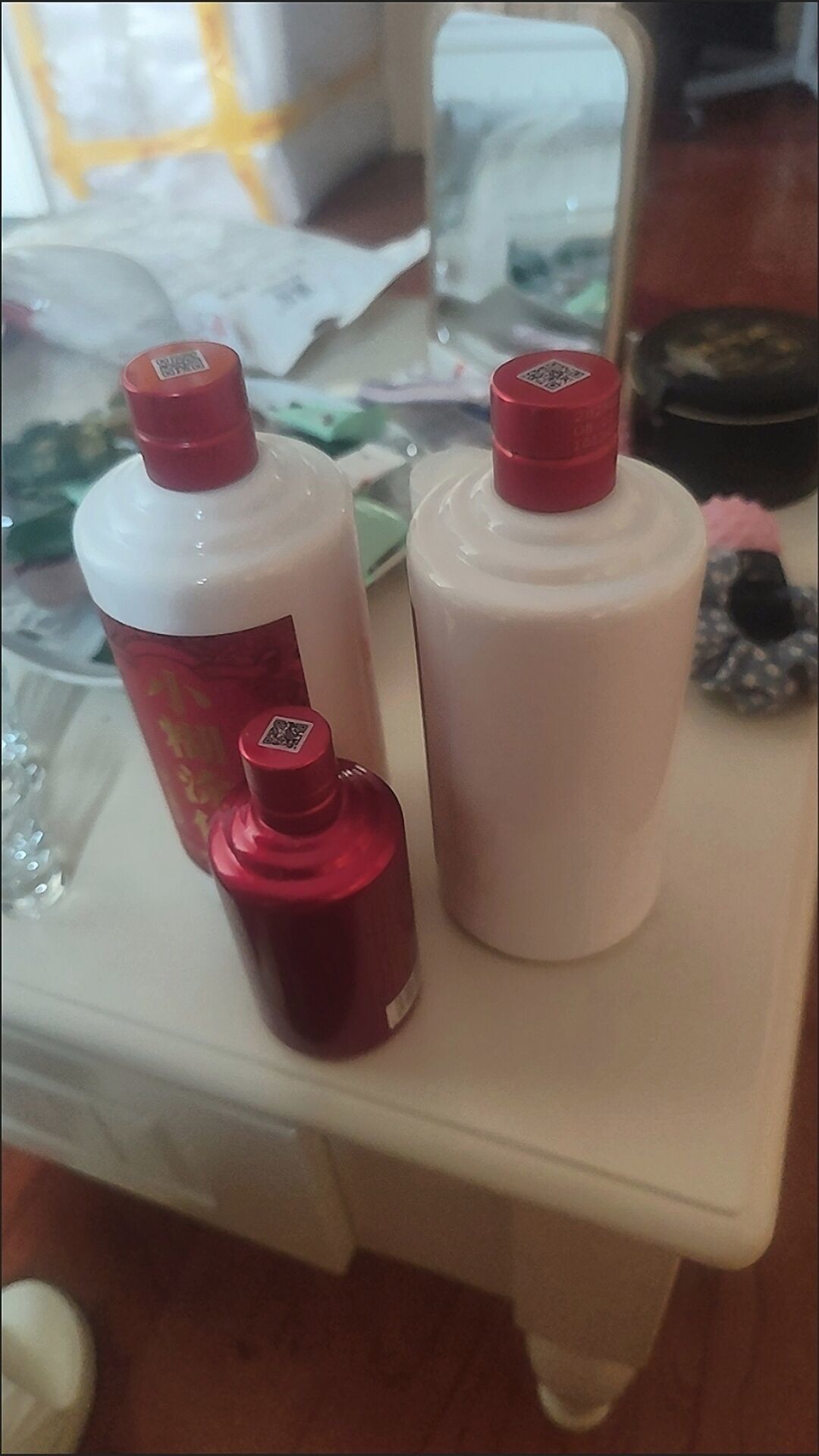有人说它不输剑南春,有人说它被老窖特曲碾压:翻完酒友圈对小糊涂仙的真实评价,这酒该怎么选、什么价不能超