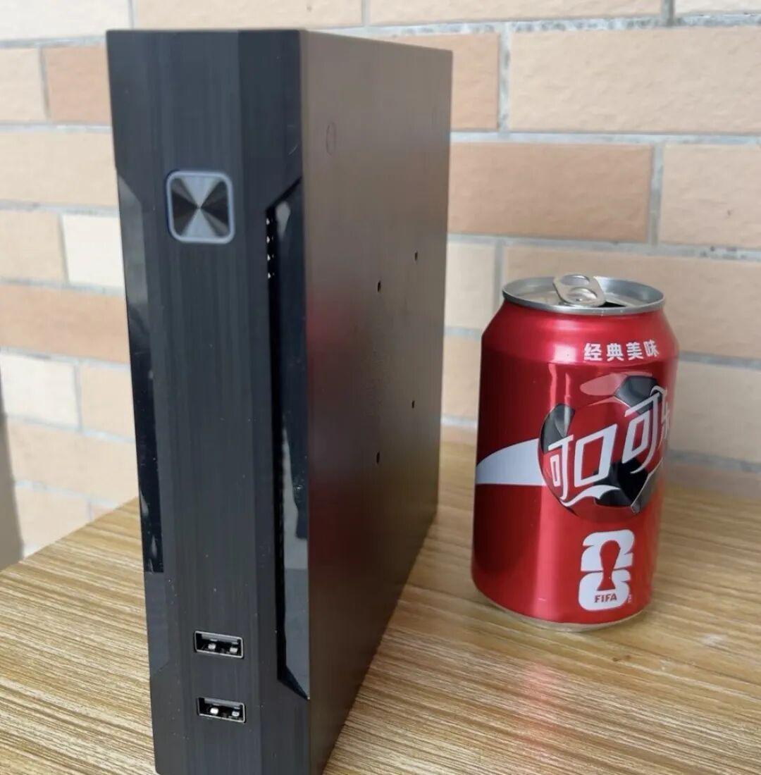 iStoreOS新一体机卖1399元,评论区吵起来了:这钱不如买x86?
