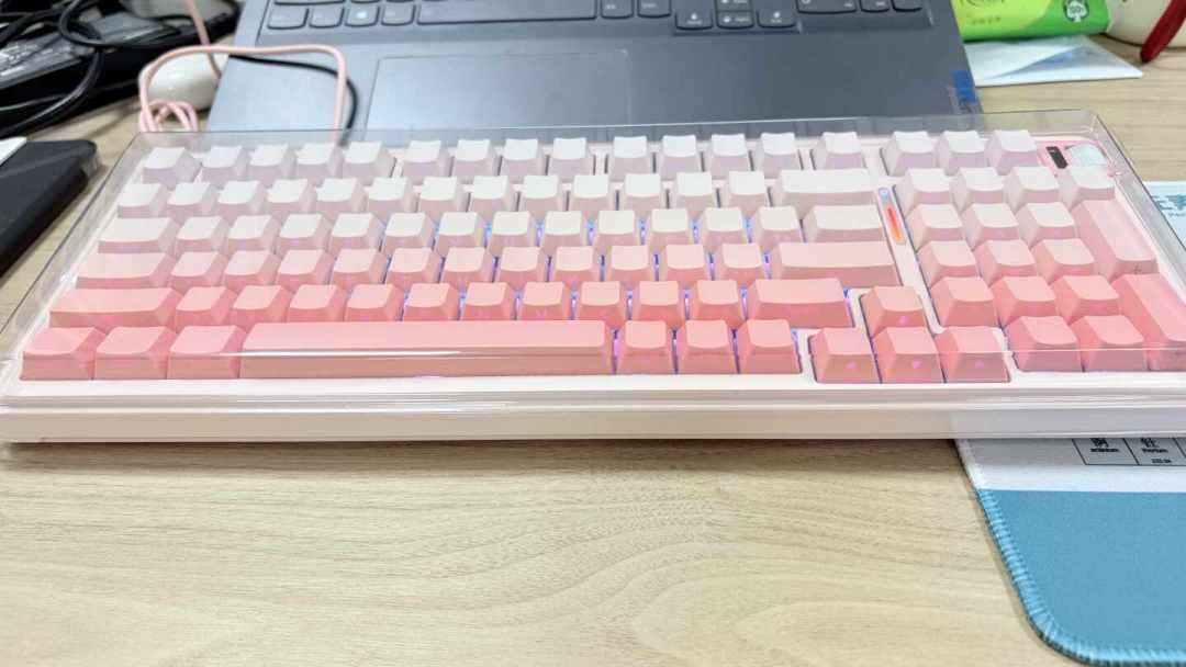 珂芝K98V2和迈从K99v3吵了半年：翻完100多条评论，才懂“要刚性用珂芝”到底什么意思