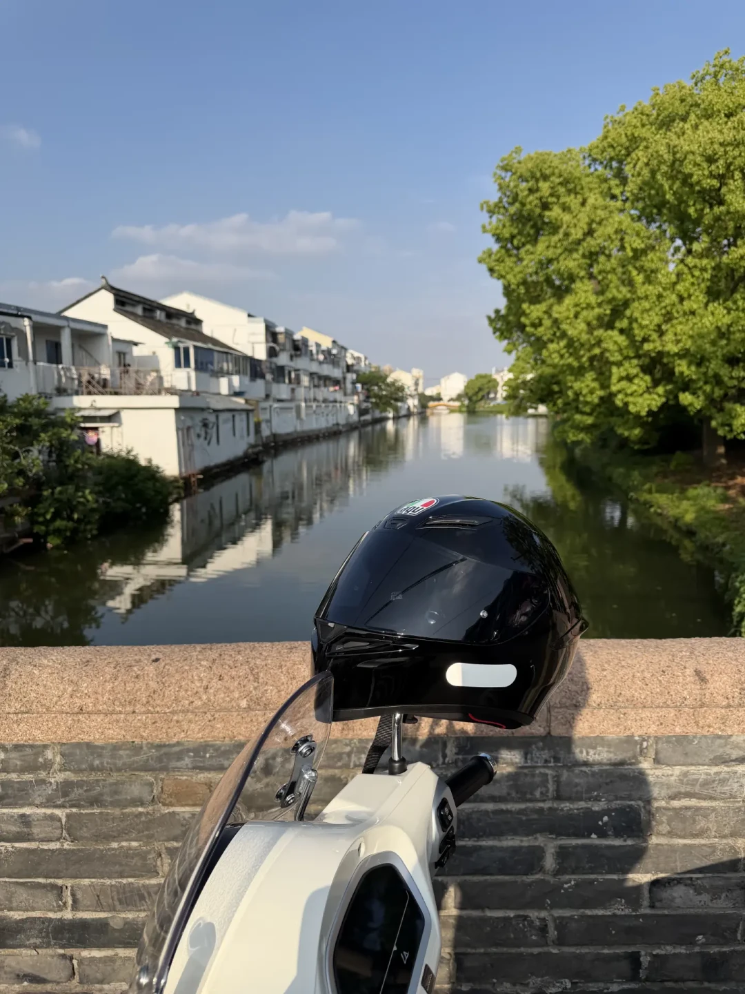 摩旅一万公里的第一张罚单,交给了苏州:核完“解禁”传闻、官方文件和十几条真实案例,我整理出这份过城避坑指南