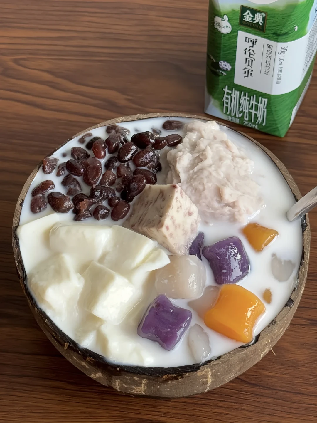 第一批糖水铺开始关店,你的“糖水自由”窗口反而来了:三个价格带、三件事先别做