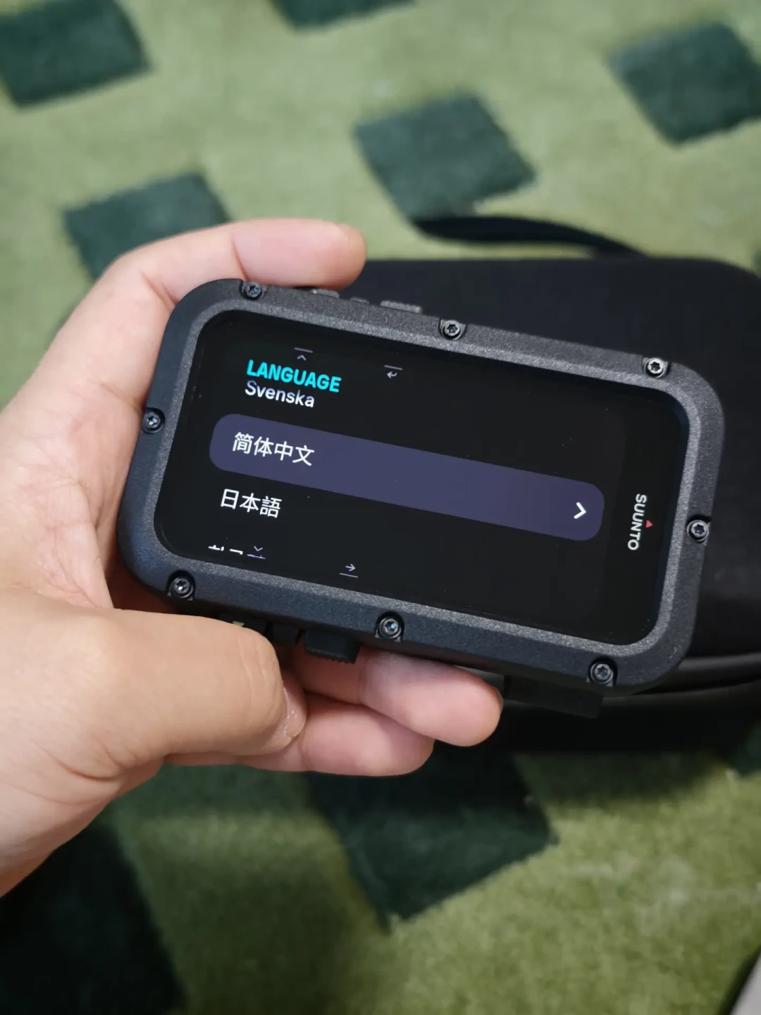 颂拓Nautic解锁CCR,但潜友们更关心的是“深度显示浅1米”——真相和选购结论都在这