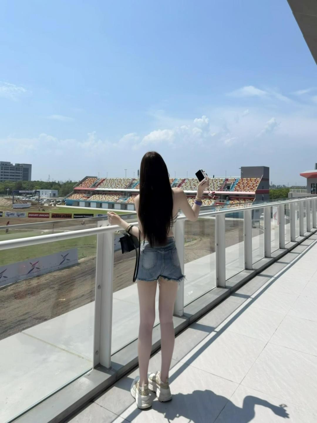 传了半年的张雪机车要跑MXGP上海站,官方定论了:不参赛,但还是值得去