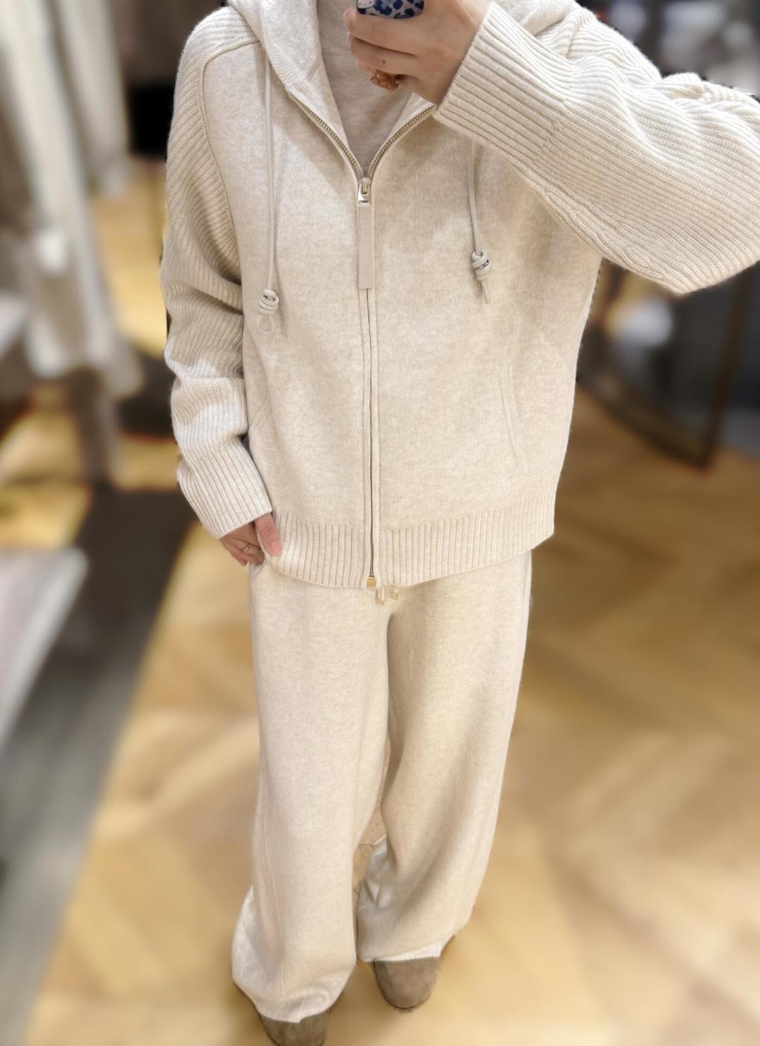 八月正是鄂尔多斯反季捡漏的好时候：翻遍全网帖子，把3折到7折的渠道和坑都给你画出来了