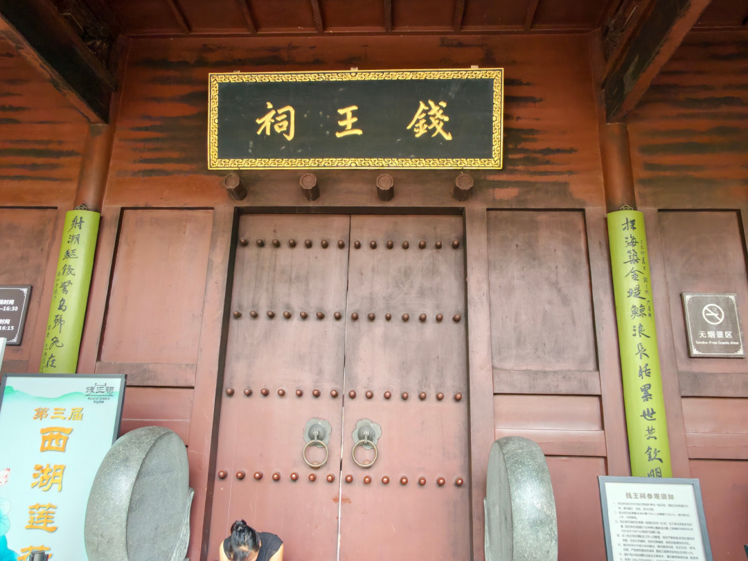 《太平年》获白玉兰最佳剧集后,《大明王朝1566》剧迷该不该补这部