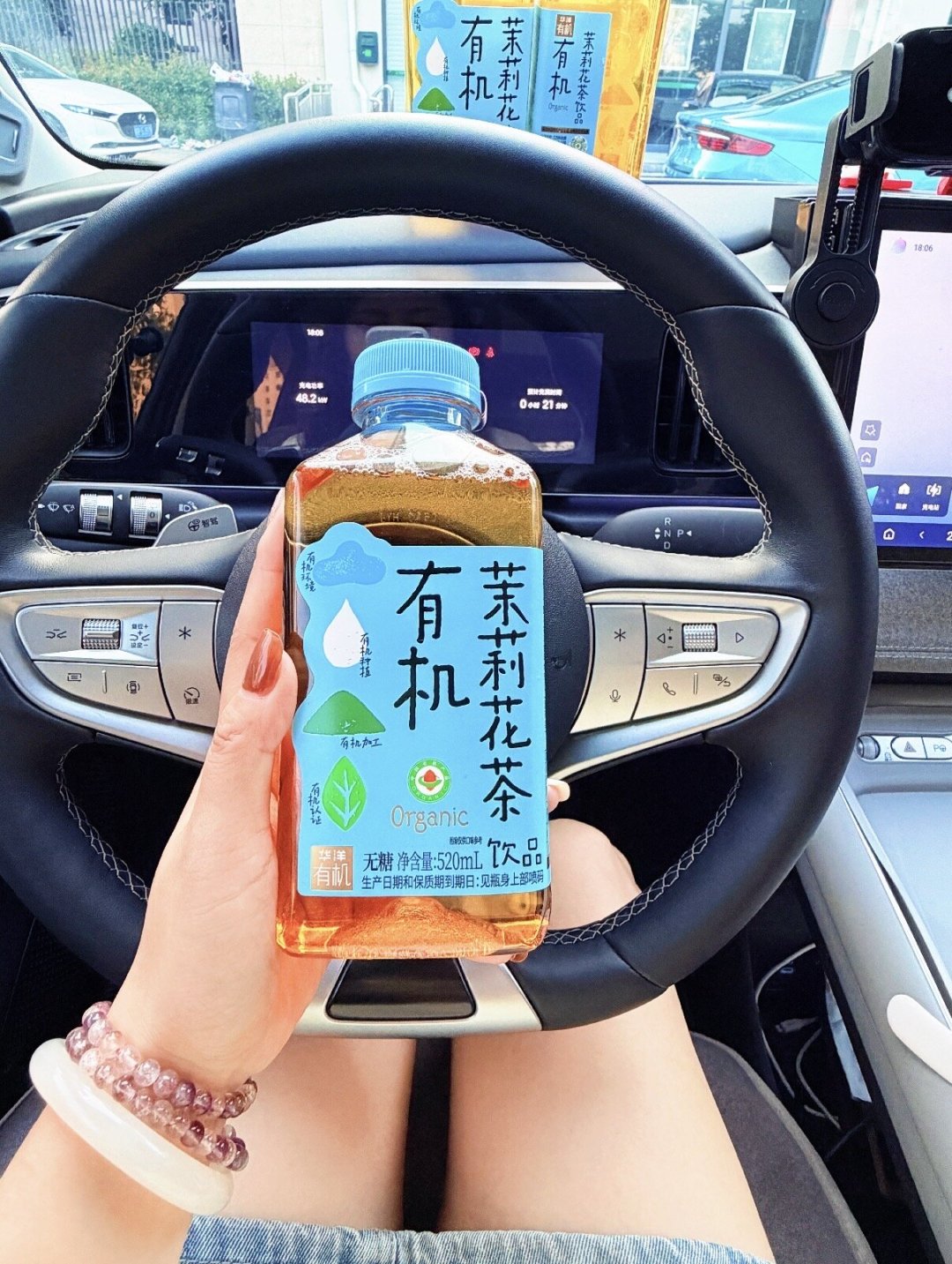 天天喝0糖反而重了?2项研究、1份指南和1次抽检,把“无糖”的底说透