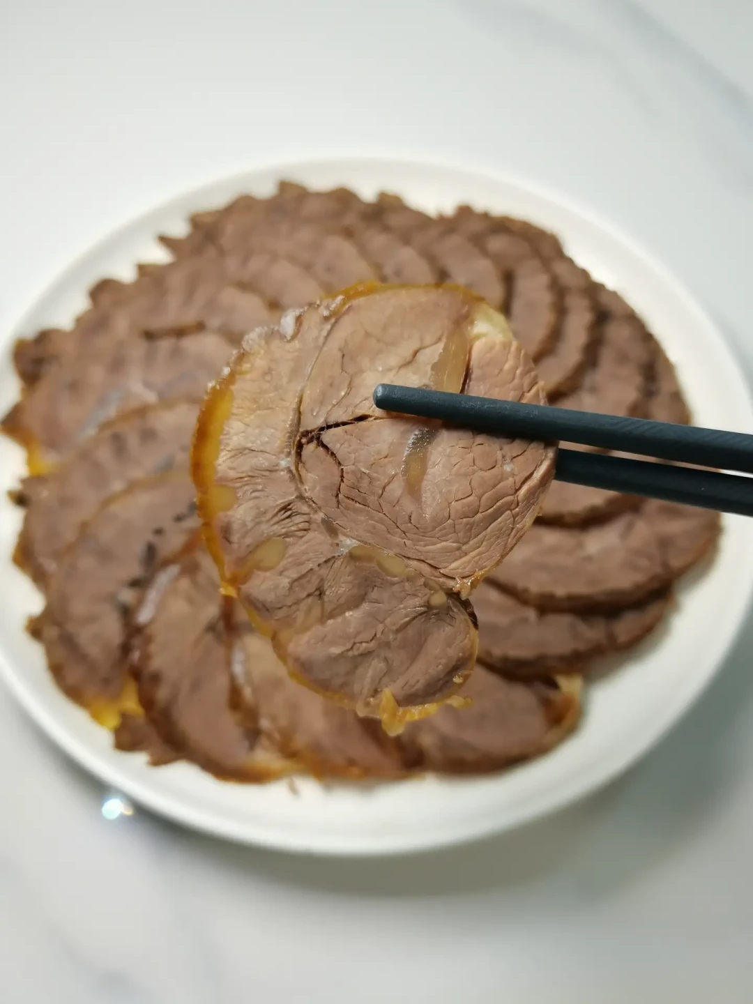 一斤牛腱子只出六两肉:贴秋膘前,先算算卤牛肉这笔账