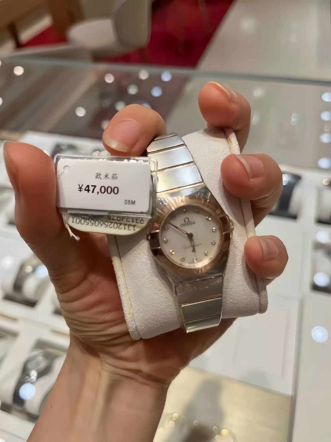 欧米茄又被嘲“穷人标配”:看完这195条评论,我搞懂了鄙视链没告诉你的事