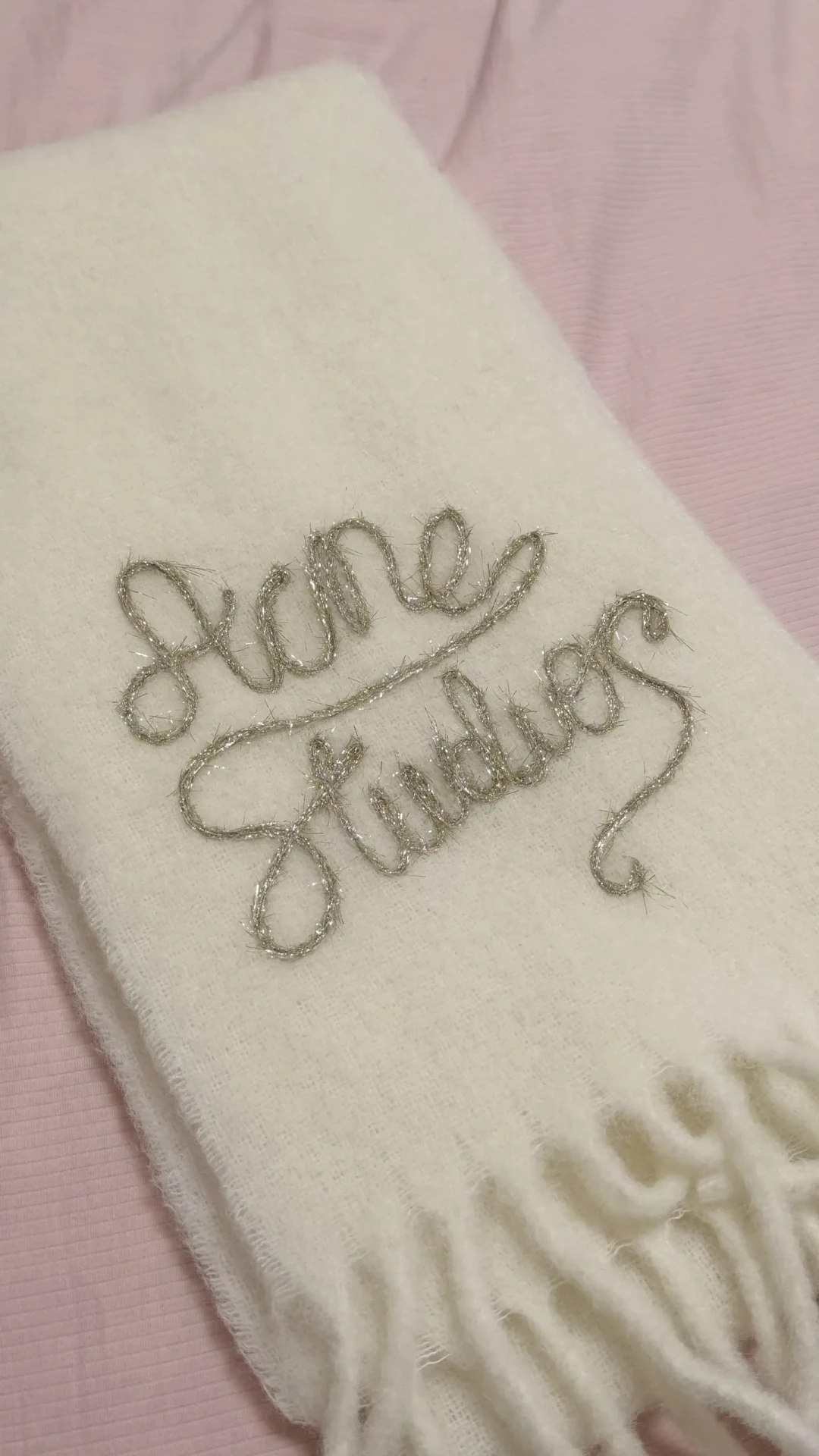 Acne Studios季末折扣刷屏:'60%off'到处都是,哪些是真折扣、哪些是引流坑