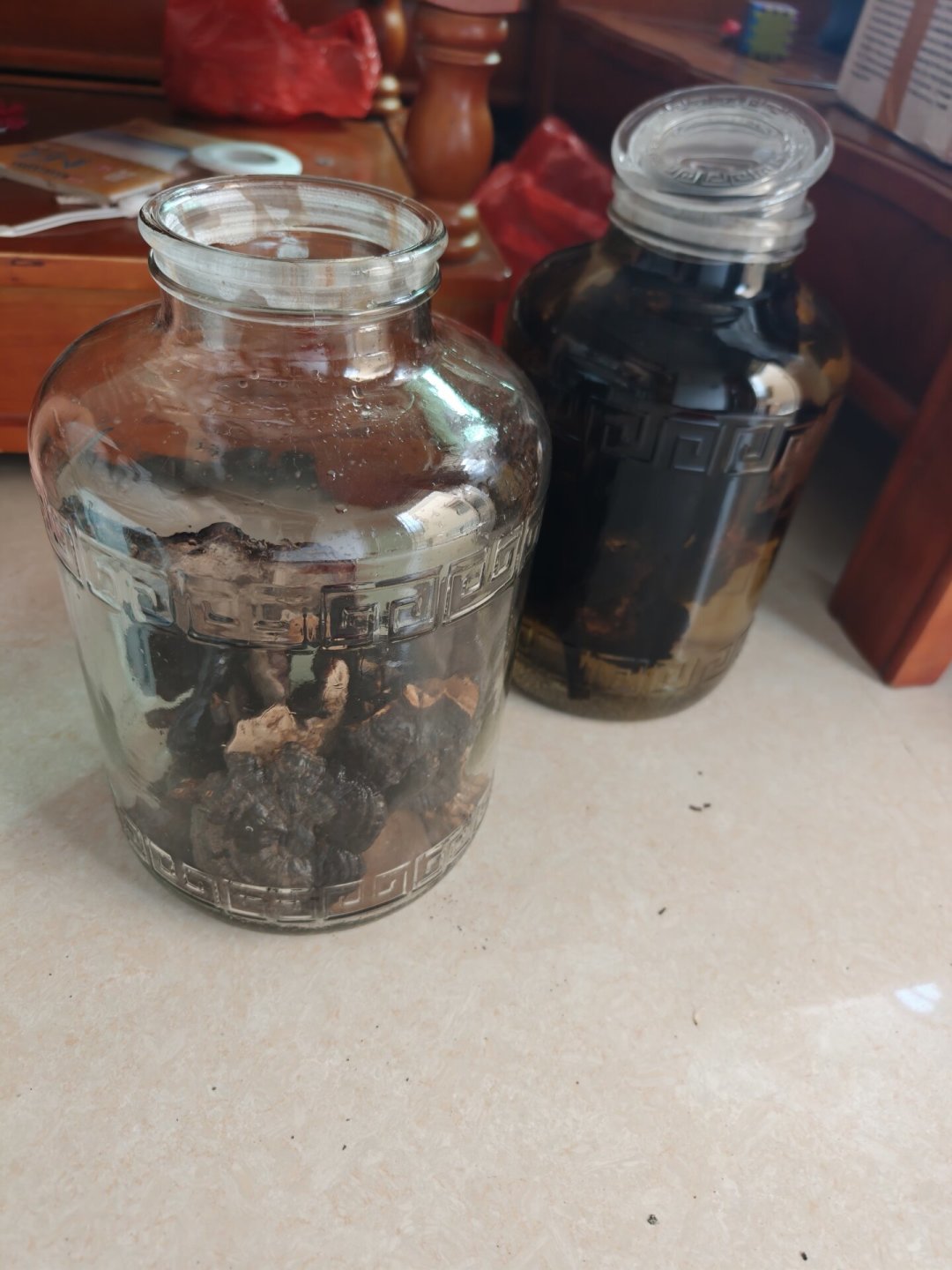 喝了二两“网红树皮酒”,一小时后重度昏迷:家里泡酒,这6类东西千万别放