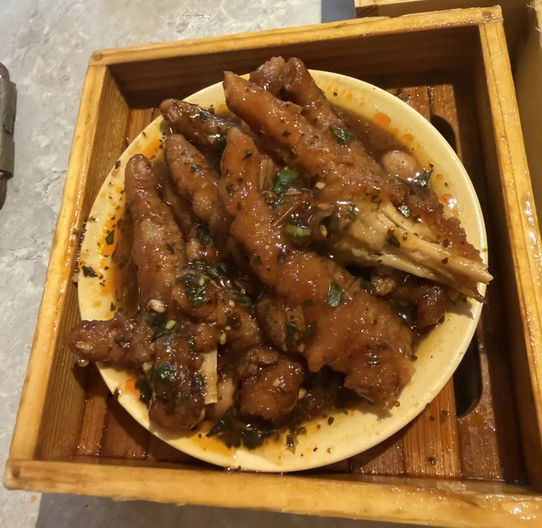 昨天是蔡澜85岁诞辰，想念他的人去了那家以他命名的点心店：翻了十几篇测评，告诉你值不值