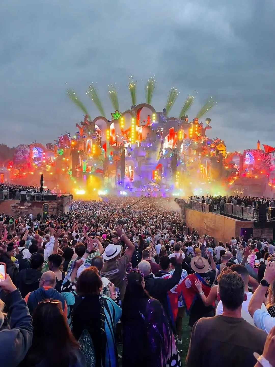 Tomorrowland上海站下周官宣阵容:网传TIËSTO、AXWELL要来,先别急着决定冲不冲
