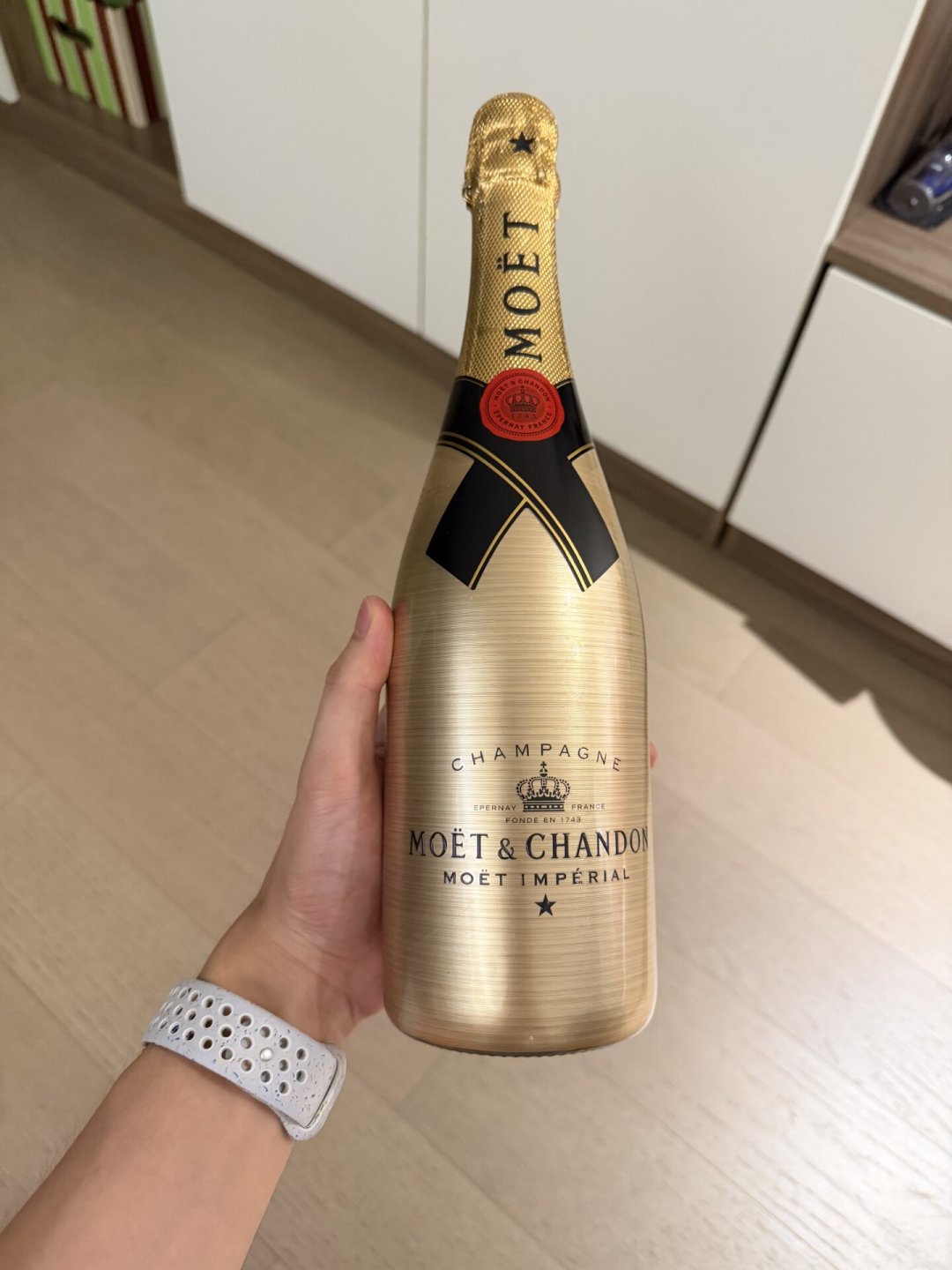 从不到300涨到400+，酩悦变贵了：七夕夜的香槟，到底该买哪一支