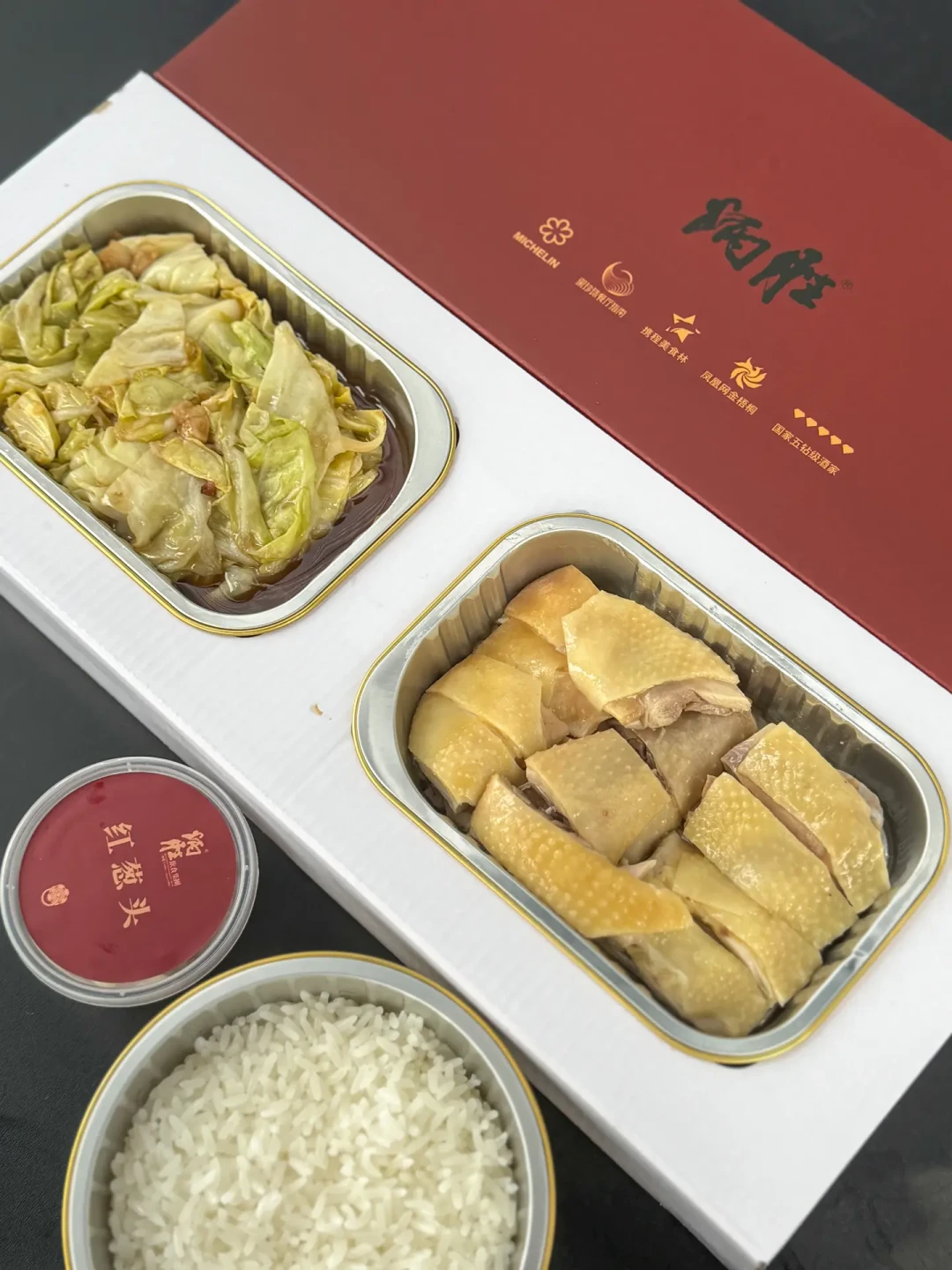 外卖大战停火一周年:免费午餐结束、涨价来了,三巨头的“品质标签”到底谁能信
