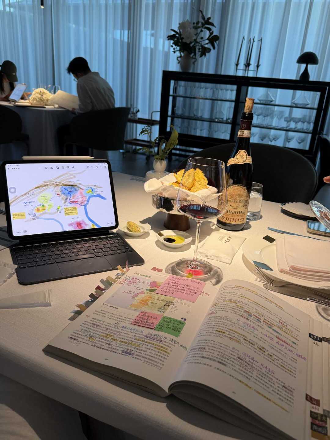 WSET秋季班报名中:交万元学费前,先想清楚报几级、值不值、怎么选机构