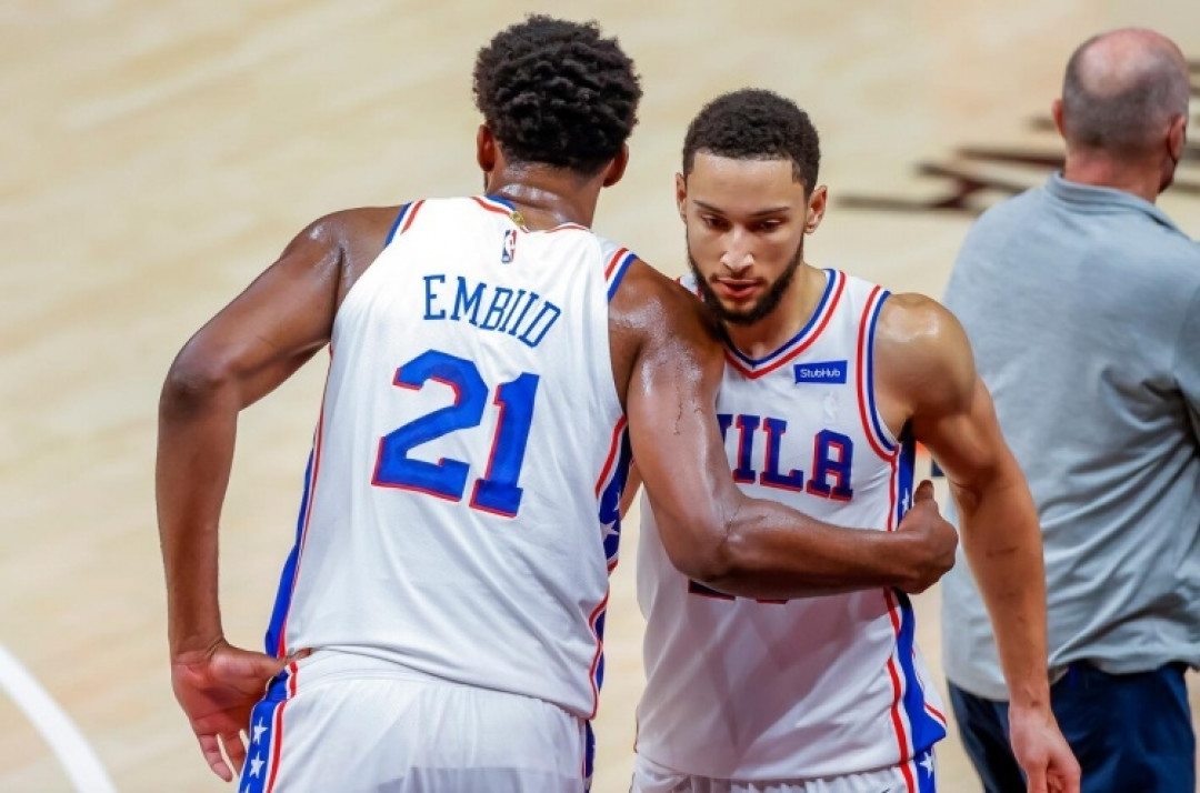 一家经纪公司承包了半个NBA休赛期：Klutch Sports的2026夏天总账
