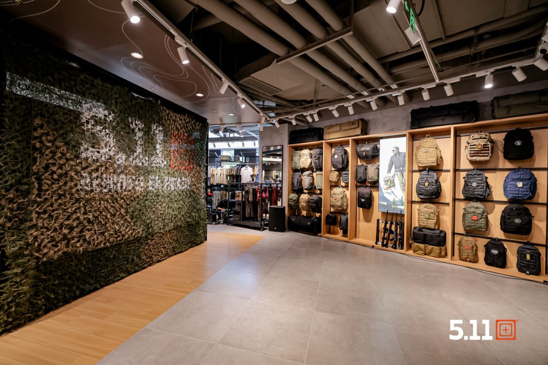 5.11跟着HYROX火了:中国首店开业、亚洲尺码要来了,这钱该怎么花?