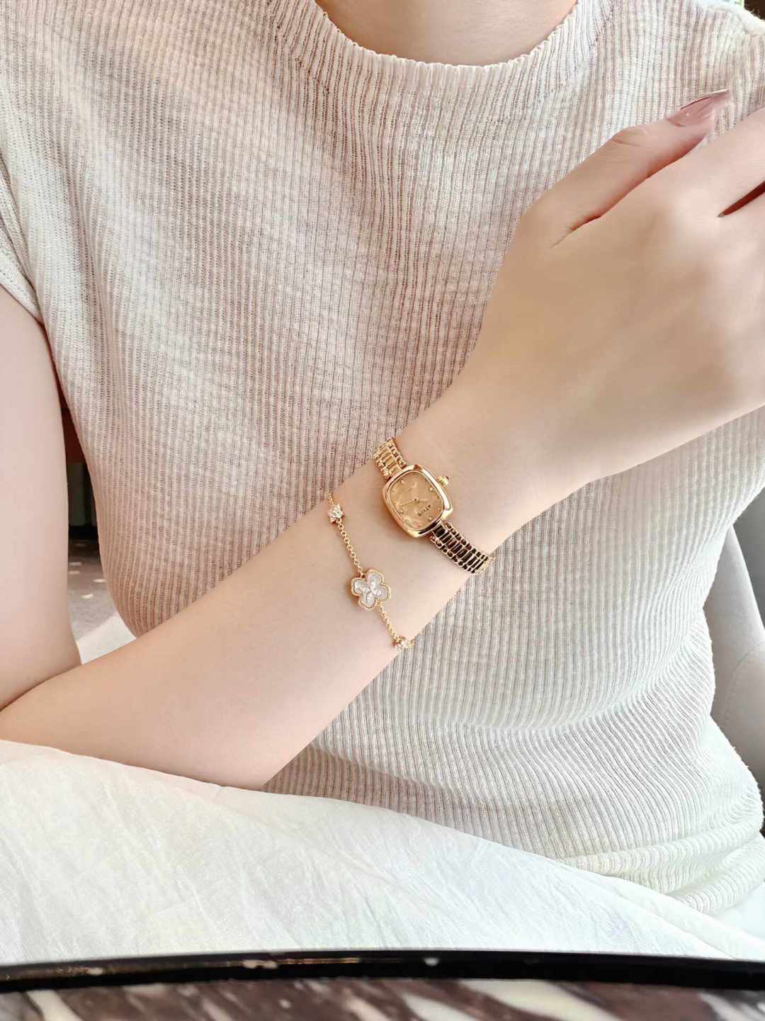 品相完好的70年代欧米茄金表被送进熔炉：金价破4500美元，现在买卖金表该看什么价