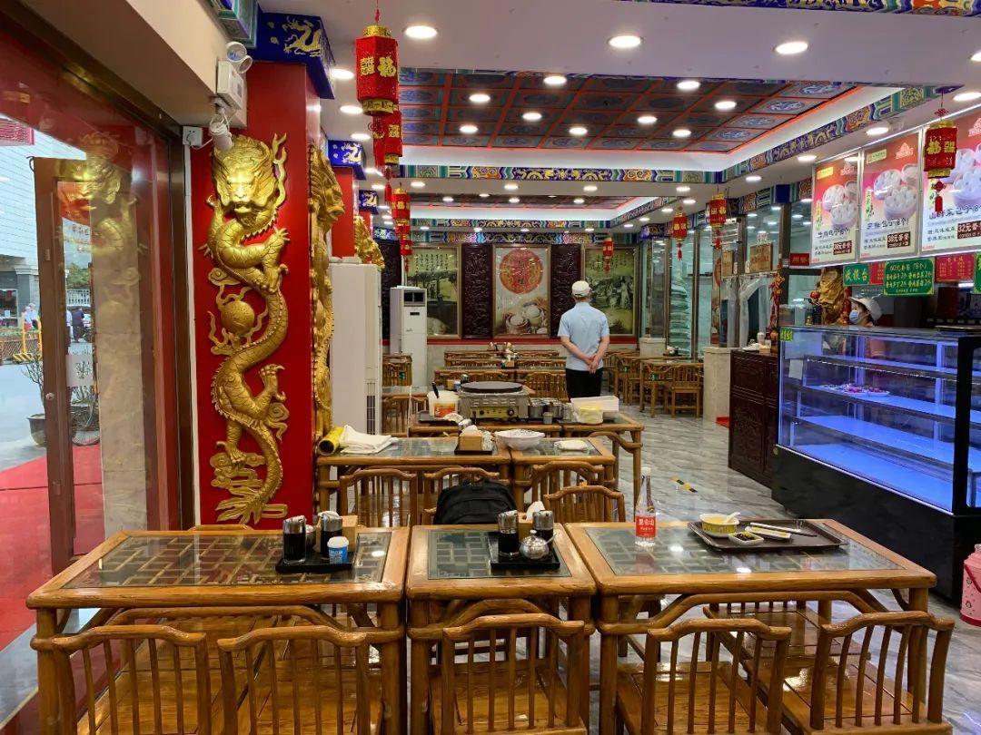 包子16元一个,本地人却不去:吃狗不理之前,先算明白这笔账
