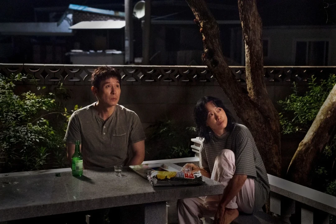 李沧东时隔8年的新片官宣定档:《可能的爱情》11月6日上线Netflix,看前先弄清这些确定信息和争议