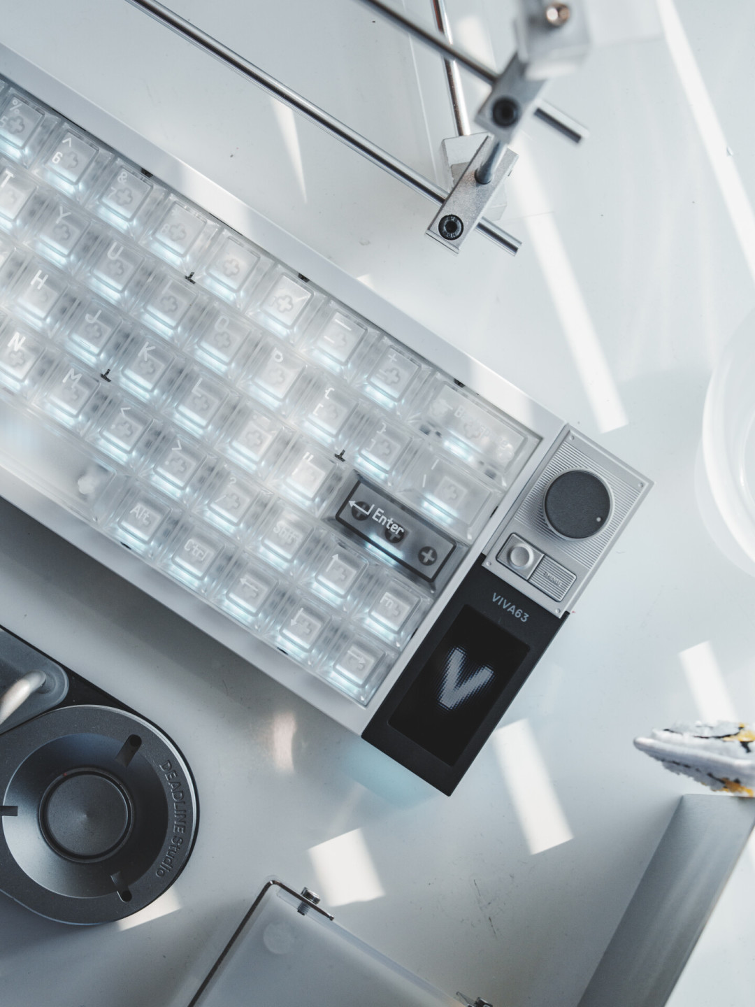 MelGeek蜜氪VIVA63开售当天售罄,明天11点补货:这把“灯箱磁轴键盘”要不要冲