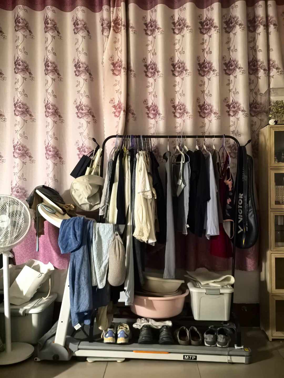 跑步机2499元买的,现在550元出:家庭健身器材一年一度的弃坑季来了