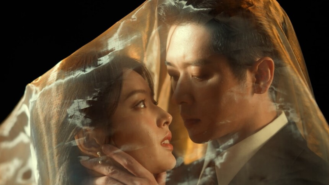 丞磊两部待播剧七夕同天发物料，《玉簟秋》和《许你星河千里》谁更值得押期待？