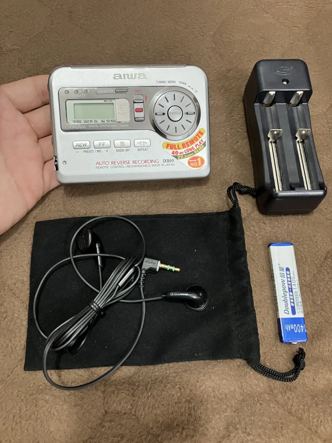 磁带Walkman翻红了,但先别急着下单:翻遍全网177条内容,我把坑和路都理清了