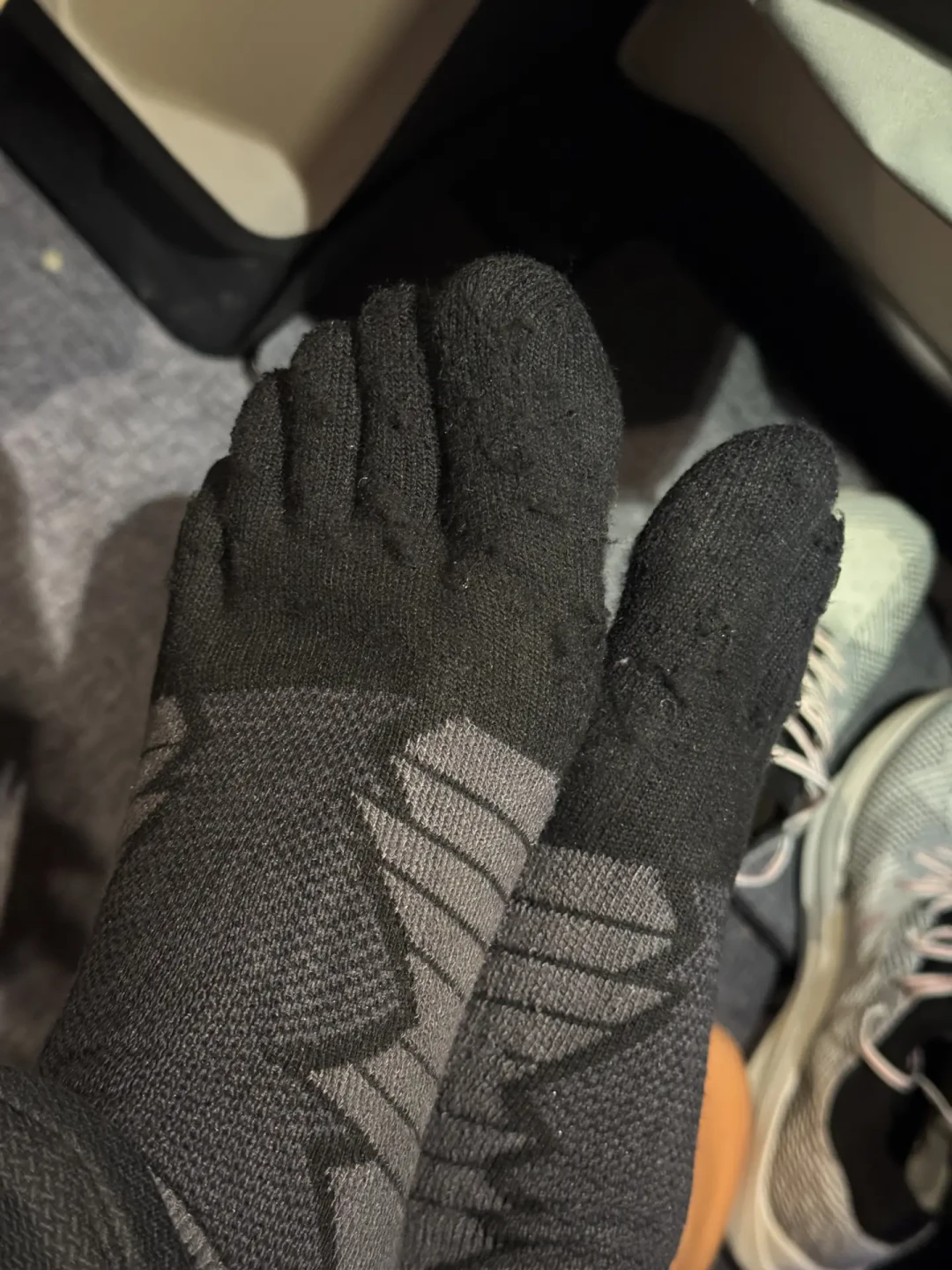 injinji卖170，奥尼捷只要40：翻完7个五趾袜品牌的真实口碑，我发现一半好评是广告