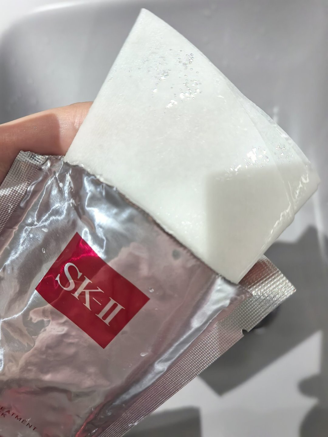 熬夜后脸上的5个问题,护肤其实只能救3个:给熬夜党的减损手册