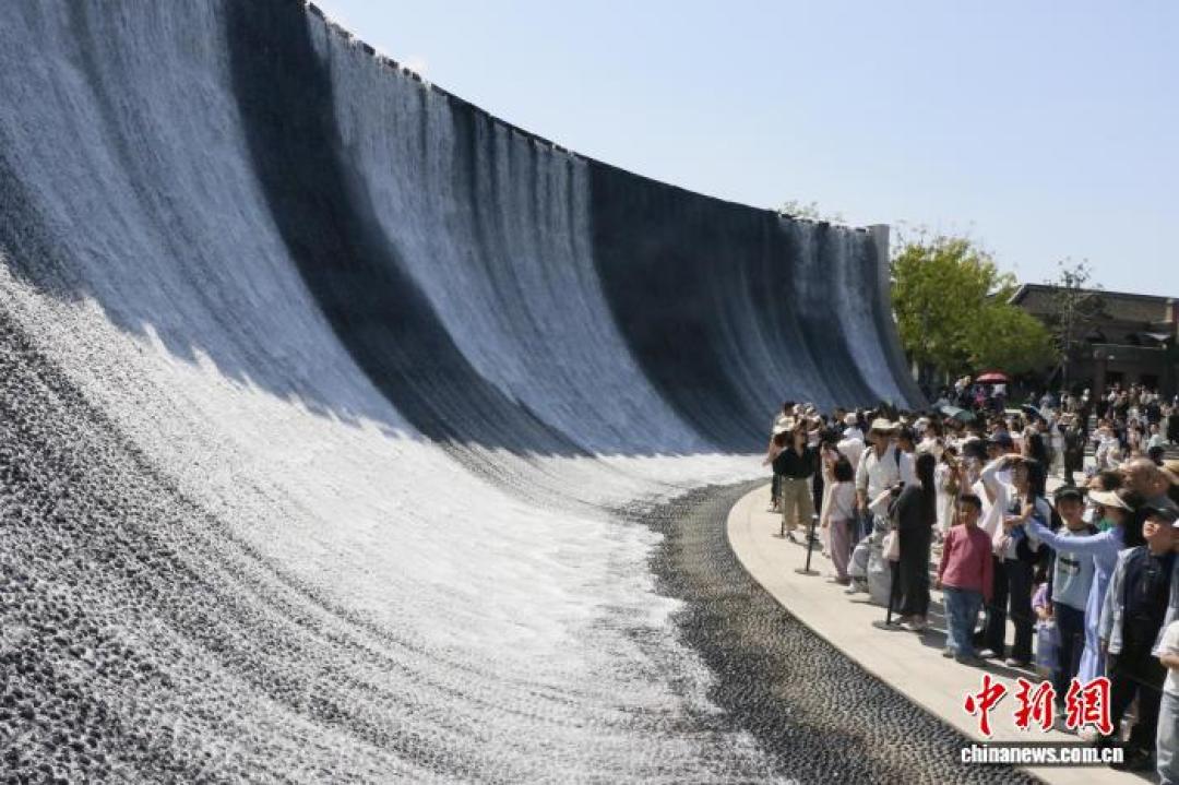 把剑冢铭文和独孤九剑逐字对了一遍：金庸其实写了