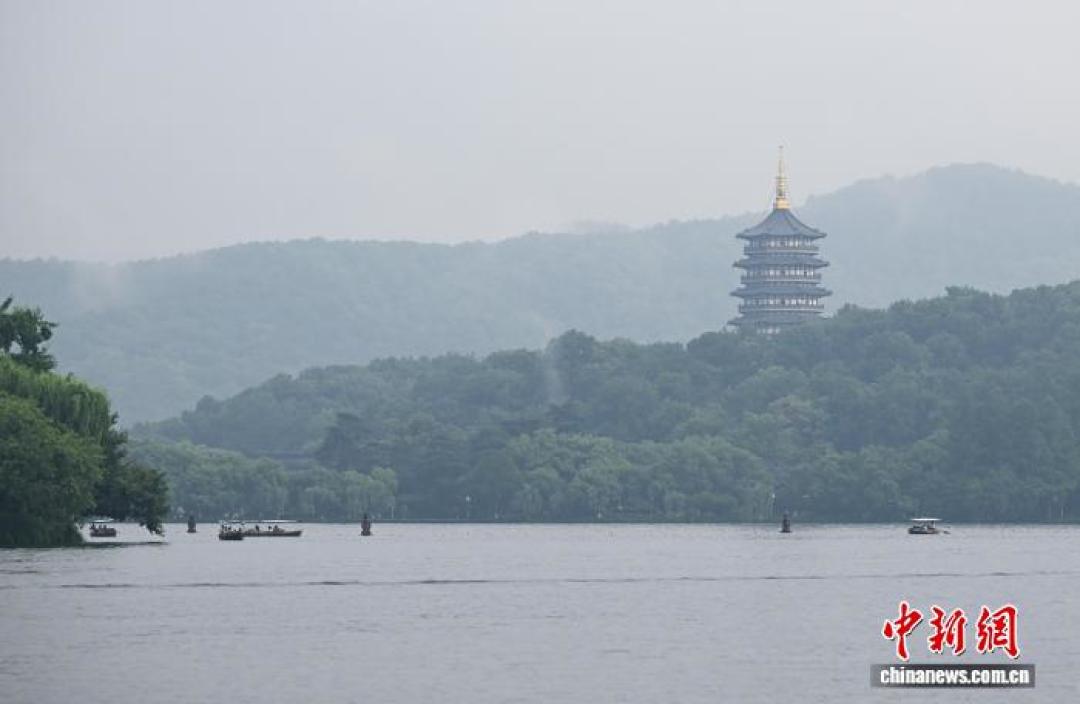 七夕夜,白素贞比牛郎织女还忙:五个版本的白蛇传,今晚你重刷哪部
