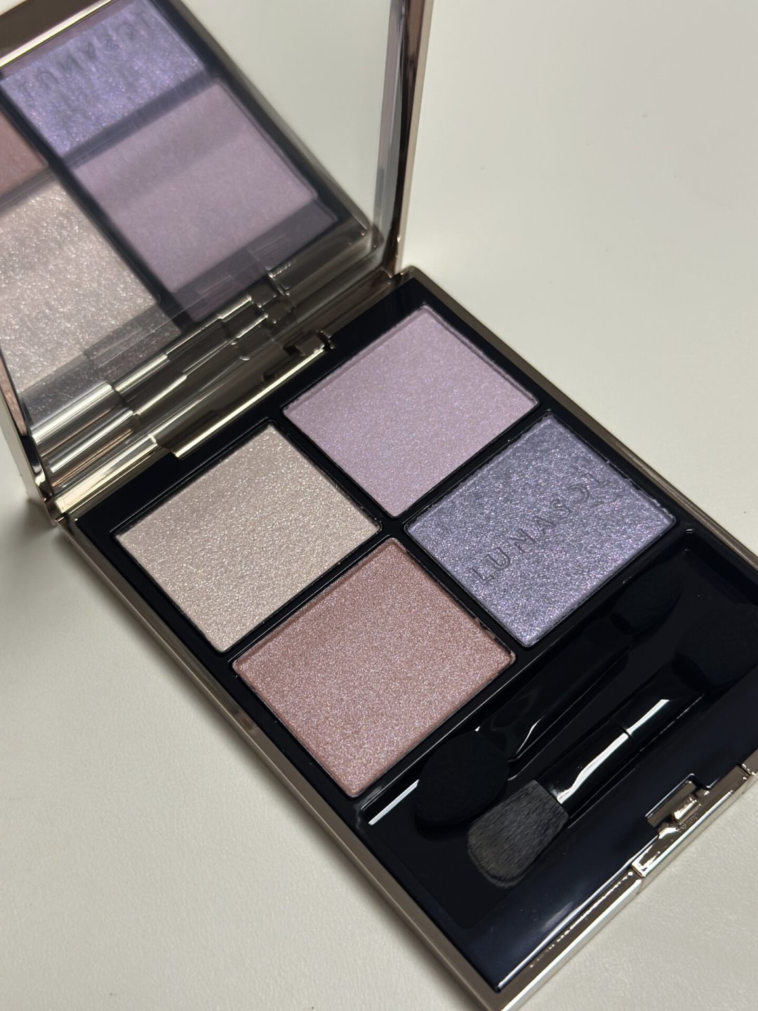 香奈儿587专柜断货、Dior 365有门槛、SUQQU 156翻车:这周4盘秋季限定眼影,到底该买哪盘